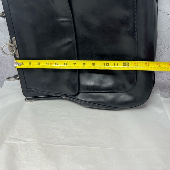 Yves St Laurent Vintage Heavy Calf Leather Top Handle Bag. - Picture 13 of 14